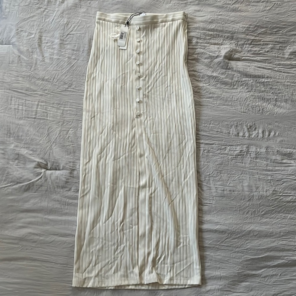 BRAND NEW with tags. Fleur du Mal Ivory. Ribbed pencil skirt. Size 6